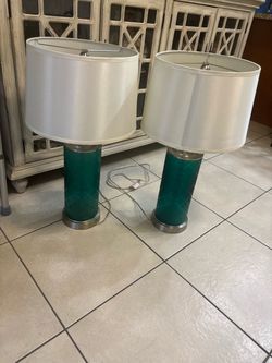 2 Green & beige lamps
