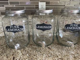Glass beverage dispensers