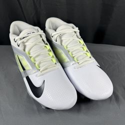Nike Alpha Menace 4 Pro Football Cleats