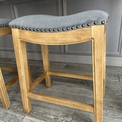 Like New Counter Height Stool