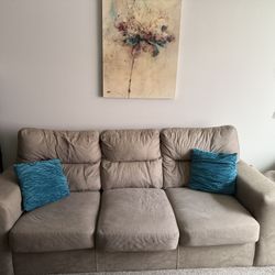 Modern Neutral Sofa 