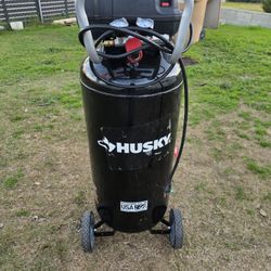 Husky
20 Gal. 200 PSI Oil Free Portable Vertical Electric Air Compressor