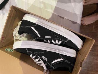 Vans Seldon 9.5 Size