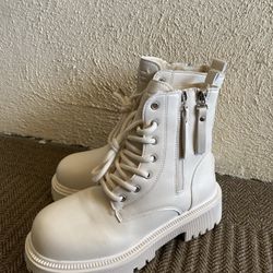 Boot Size 7