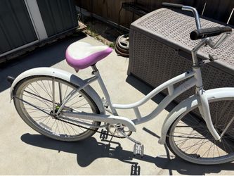 Beach cruiser bike used works great