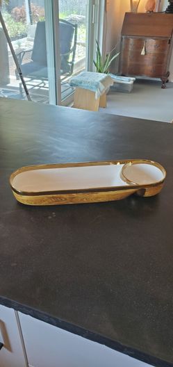 Ceramic serving dish