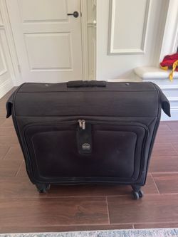 Delsey Garment bag excellent condition