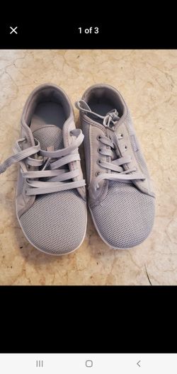Wide step shoes