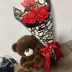 Bear With Rose Bouquet - Valentine Arrangement 