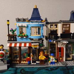 Lego Toy & Grocery Shop (31036) and Townhouse Toy Store (31105) - Combined Sale!