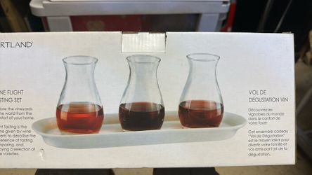 Glass Wine Tasting Set