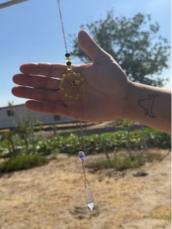 Bumble bee sun catcher