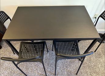 Black Table with 4 Chairs