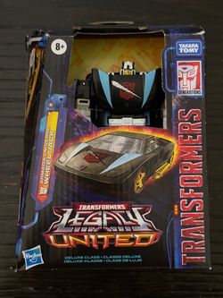 Transformers: Legacy United Deluxe Class Armada Universe Wheeljack Action Figure