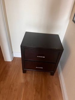Dark Wood 2-Drawer Nightstand