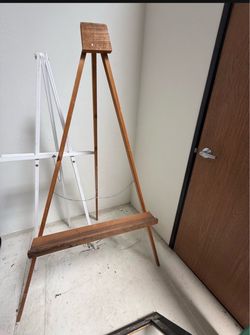 Wooden Easel