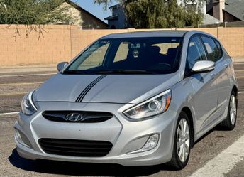 🚨 Auction this Saturday - 2014 Hyundai Accent SE 4 Door Hatchback
