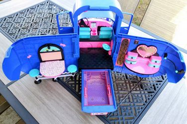 LOL Surprise OMG 4-in-1 Glamper Fashion Camper with Accessories