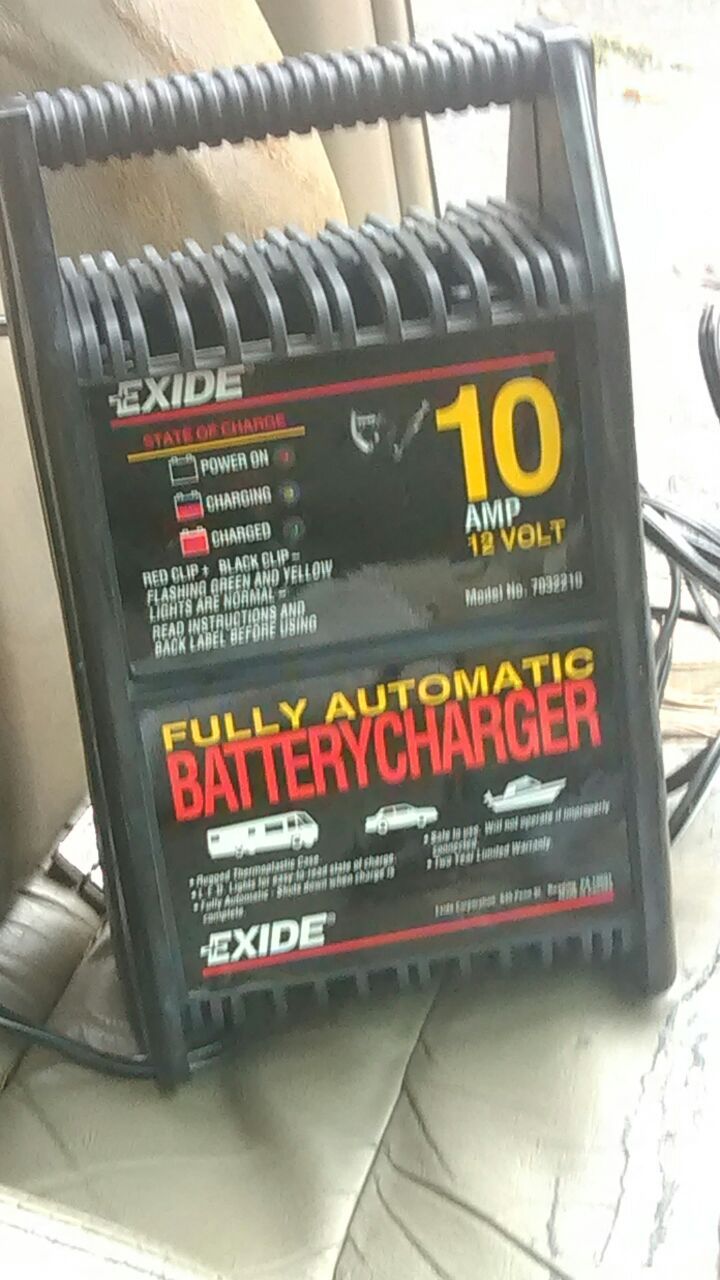 Exide 10 amp 12 volt Fully Automatic Battery Charger