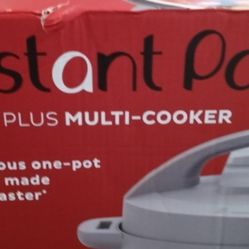 INSTANT POT DUO PLUS MULTI USE PRESSURE COOKER