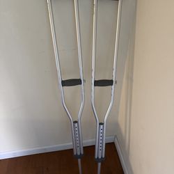 Lightweight Adjustable Crutches - Like New (Top Shelf Orthopedics)
