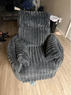 Super COMFY Recliner