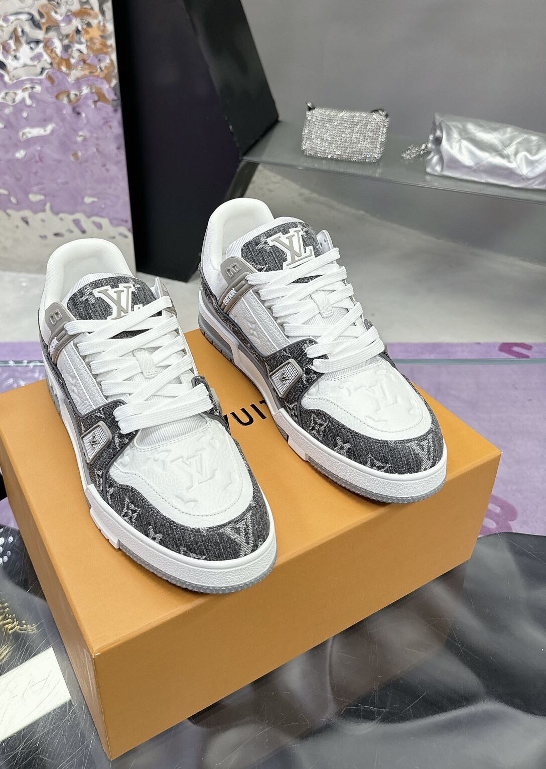 LV Sneakers | Classic Monogram + Modern Splicing, Gray - White Color Scheme Suits Trendy Outfits(YM9)19