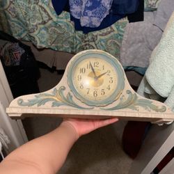 old clock and needs batteries 