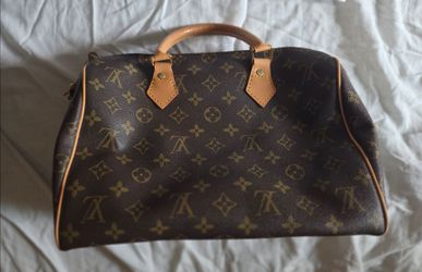 Authentic Louis Vuitton Speedy 30 Monogram Canvas