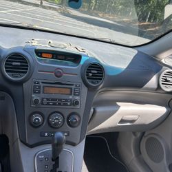 2008 KIA Rondo