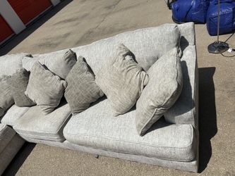 Sectional couch 2024 nebraska furniture mart