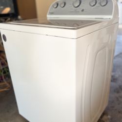 Whirlpool Washer 3.8 Cuft Free Delivery 