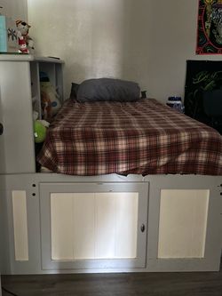 Cama