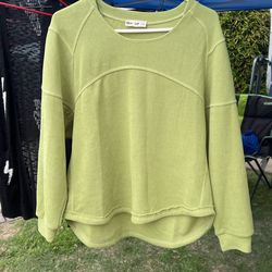 Women’s Sweater (S/M)