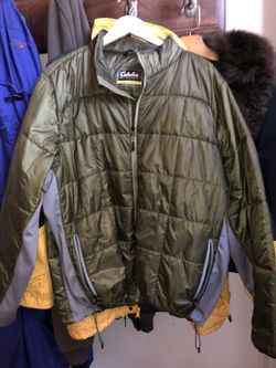 Cabela’s - New- snowboarding jacket 2xl-fits like an XL