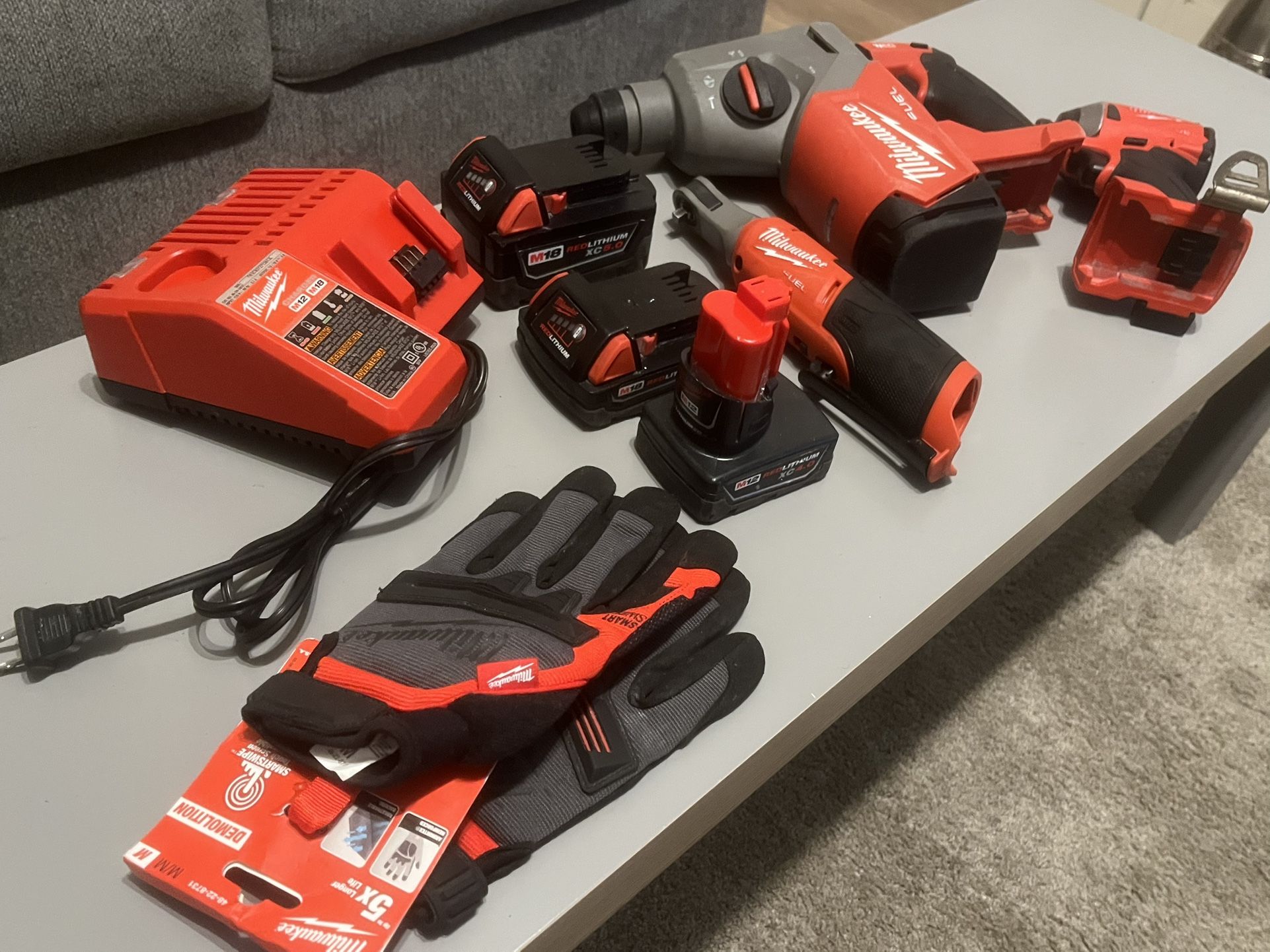 Milwaukee Power Tools
