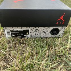 Jordan 4 Black Cats