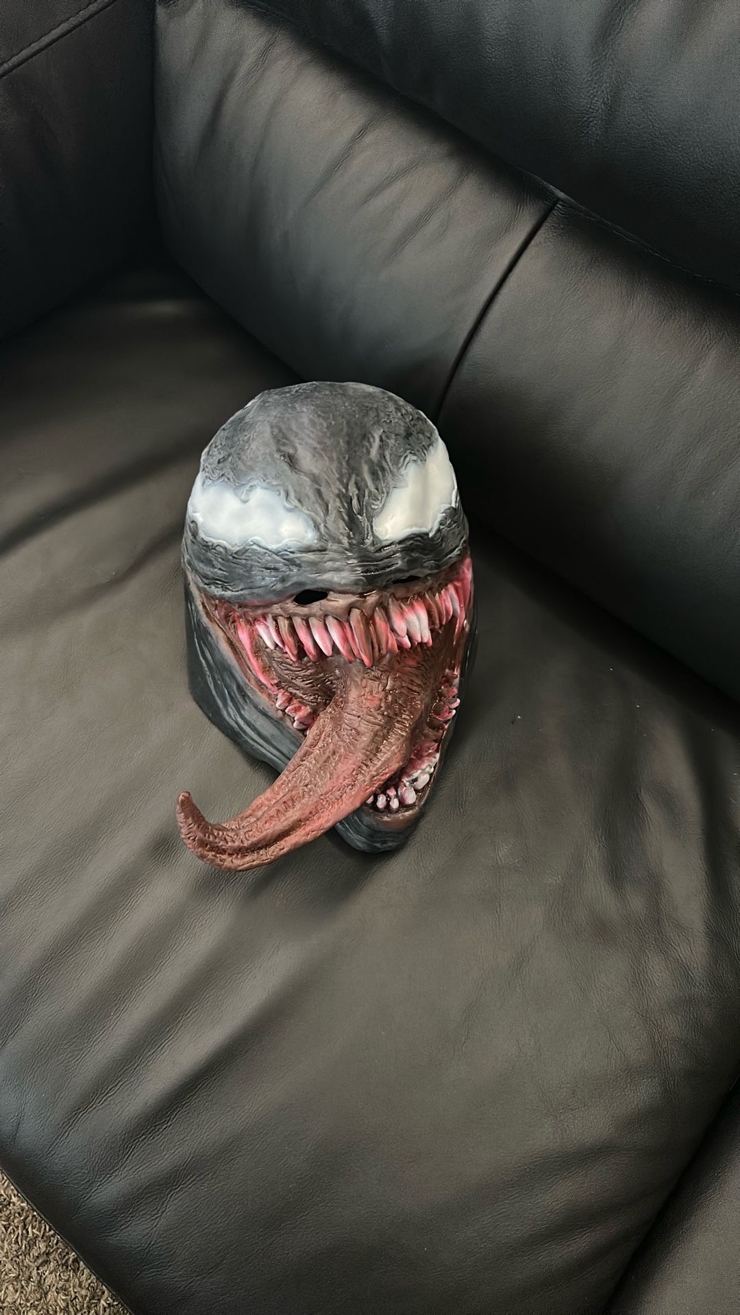 Venom Mask 