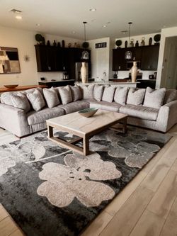 Six piece sectional like new