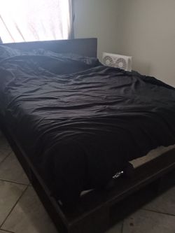 Queen bed and bed frame