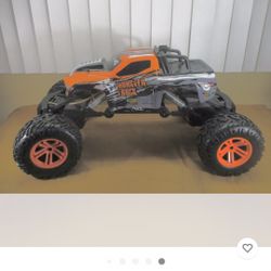 huge rock climber r/c truck 