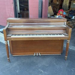 Free Piano