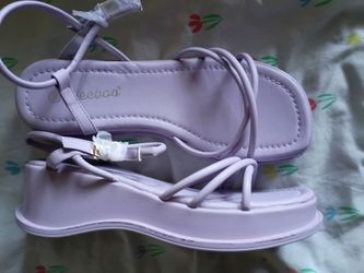 Lavender and yellow wedges