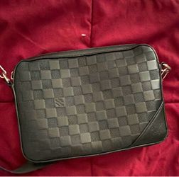 Louis Vuitton Damier Infini Crossbody Bag