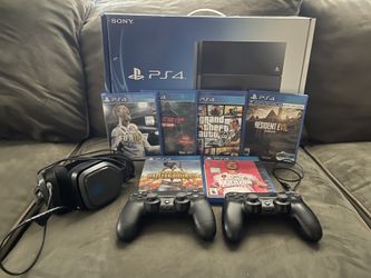 Playstation 4 W/ 6 Games & 3 Controllers and Astro A10 Headset