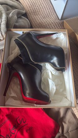 Christian Louboutin paris red bottoms