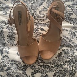 Steve Madden Thick Heel Strap On Shoes In Tan, Size 9