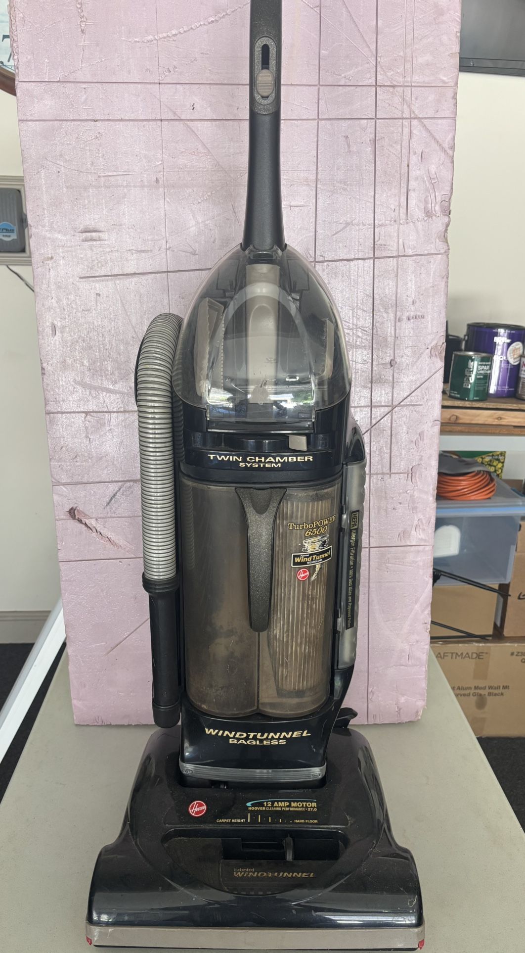 Hover Wind Tunnel - Bagless Vacuum