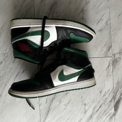 Jordan 1 Mid Pine Green