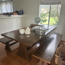 Pottery Barn Table 